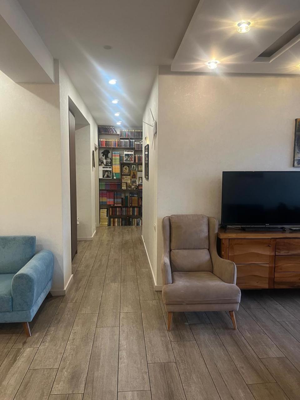 Apartamento Panorama Khiliani Tiflis Exterior foto